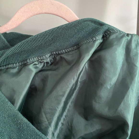 MENS VNECK GOLF JACKET WITH POCKETS - Picture 4 of 4